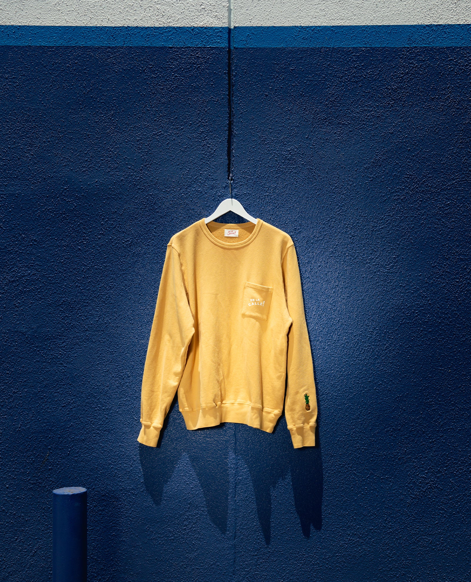 De La Calle Sweater (Gold)